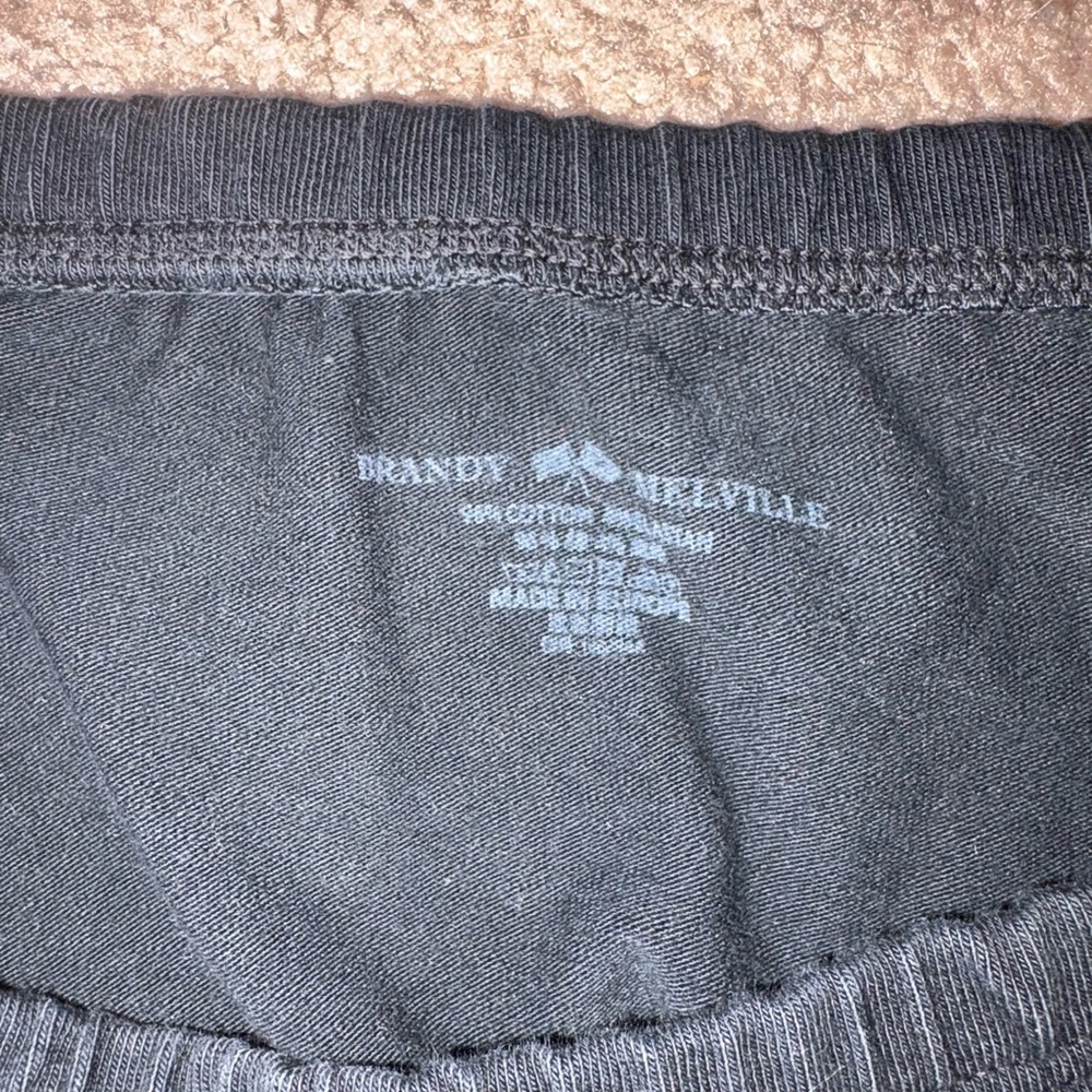 BRANDY MELVILLE SKIRT